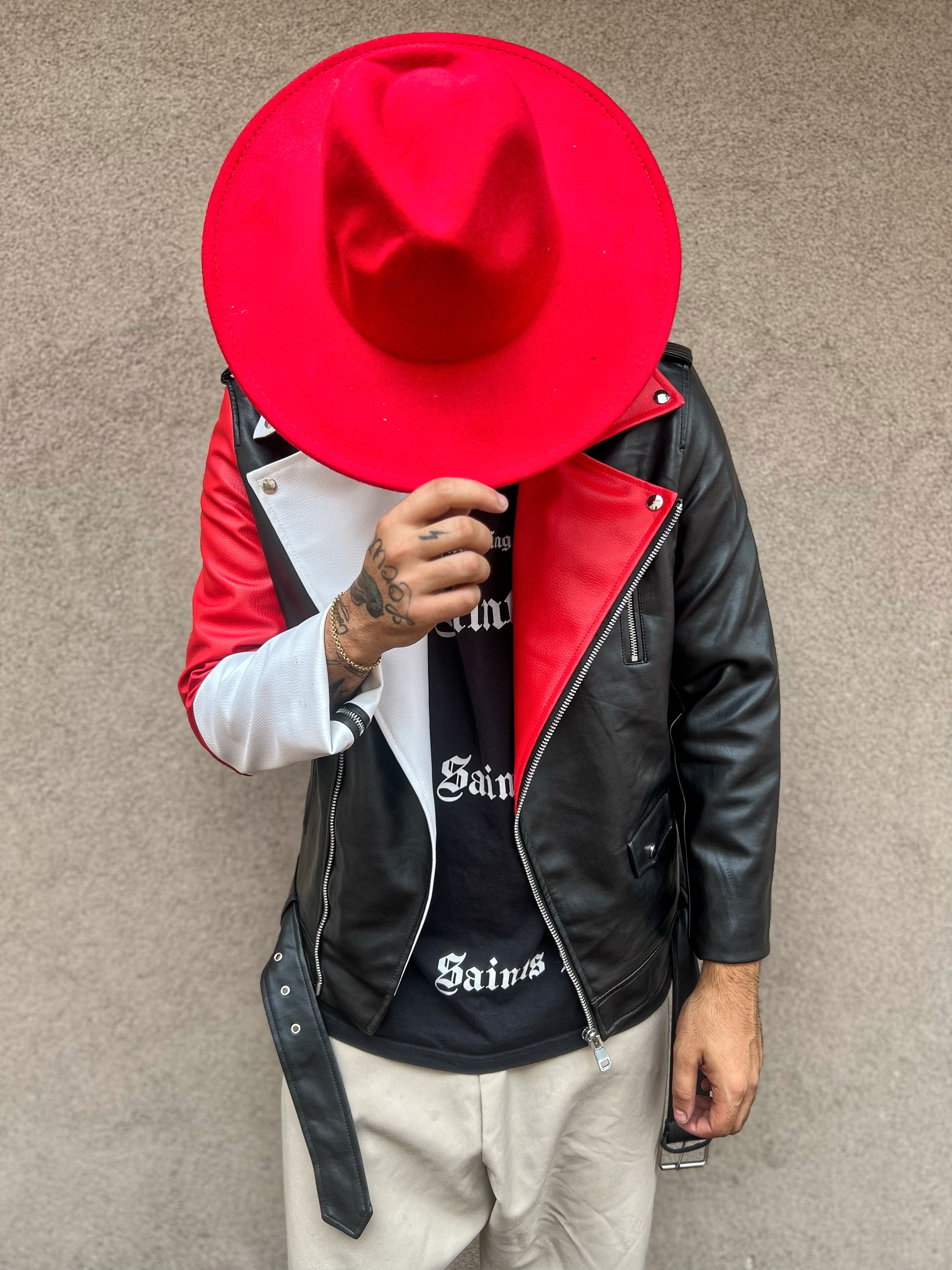 Chiodo red and white Ghenez